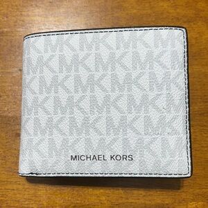 Michael Kors White Gray Signature Bifold Wallet